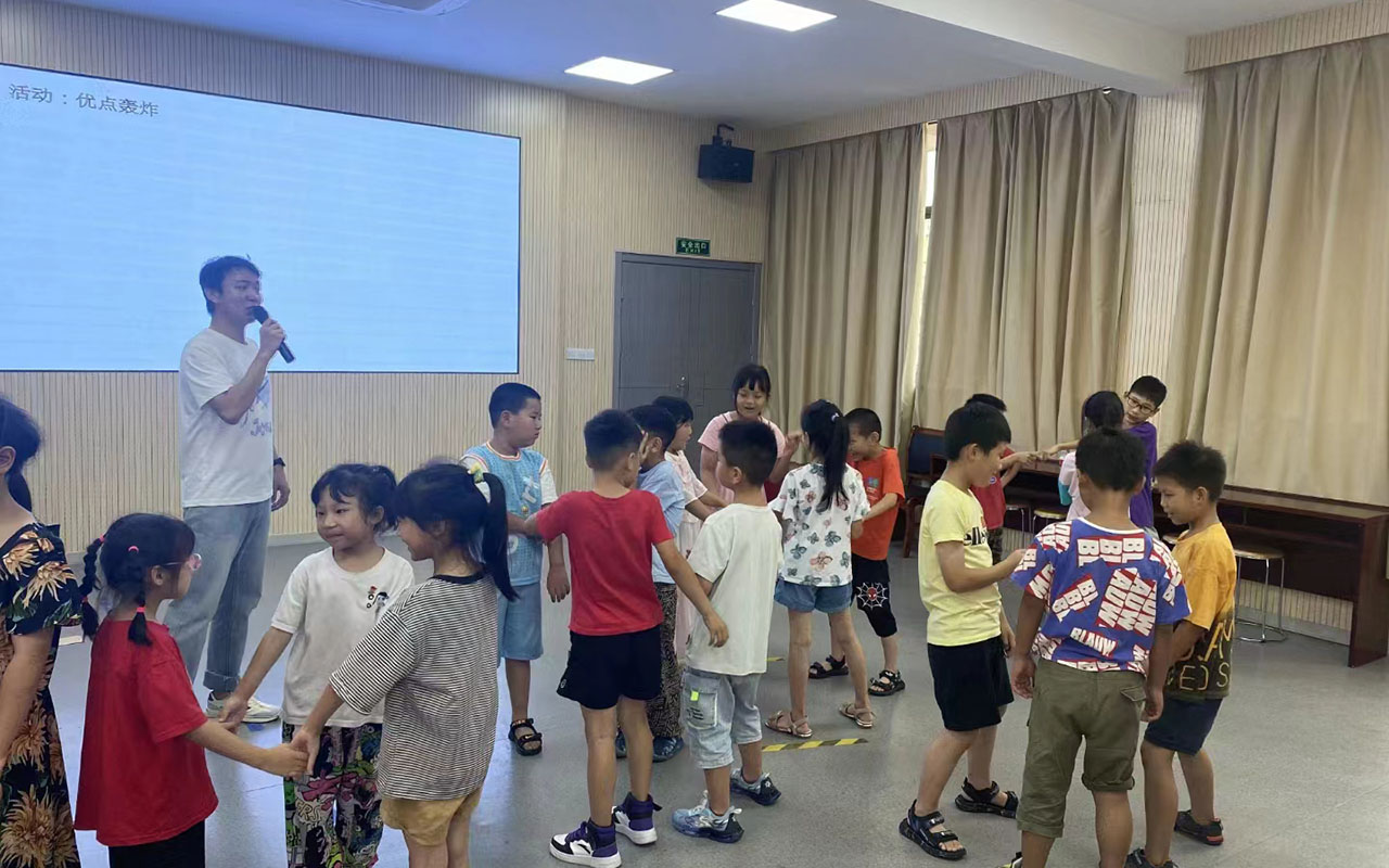 兴安盟龙观乡中心学校